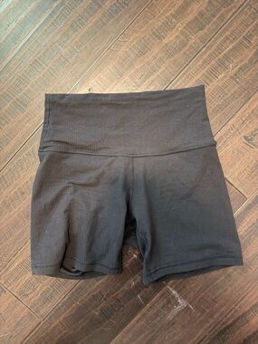 lululemon athletica Black High-Waist Ribbed Active Shorts